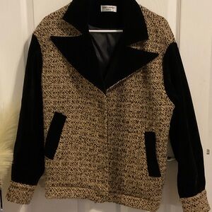 Women's Black and Tan Jacket